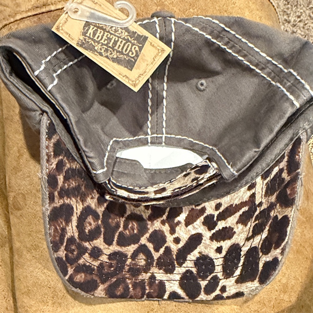 KBETHOS Gray and Leopard Print Cap - Picture 2 of 4